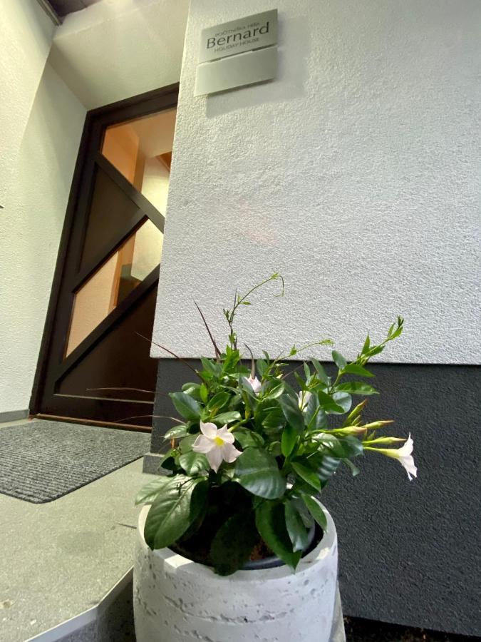 Apartma Bernard *